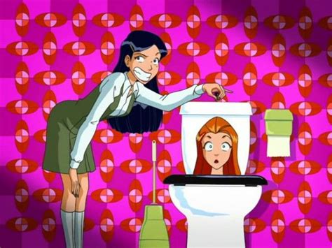 Totally Spies Toilet